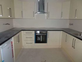 1 bedroom Flat to re...